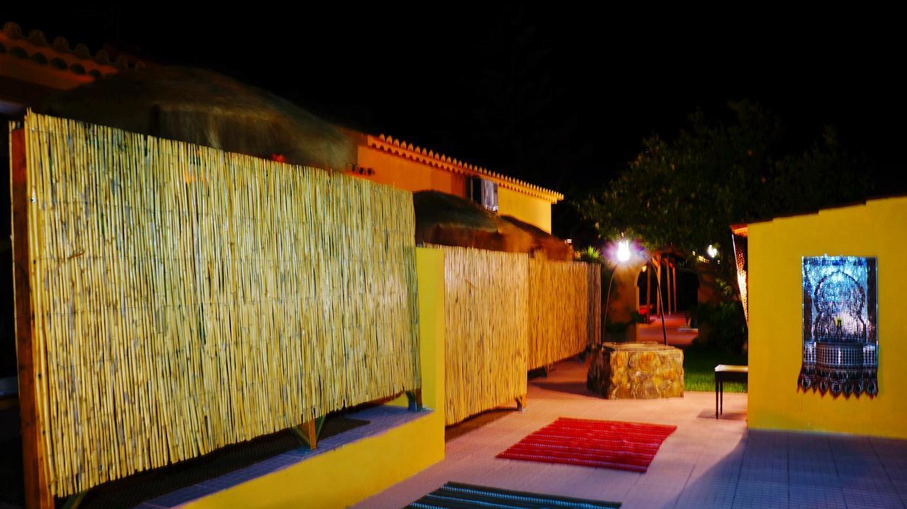 Inn Seventies Cheap & Chic Two Lagos Exterior photo